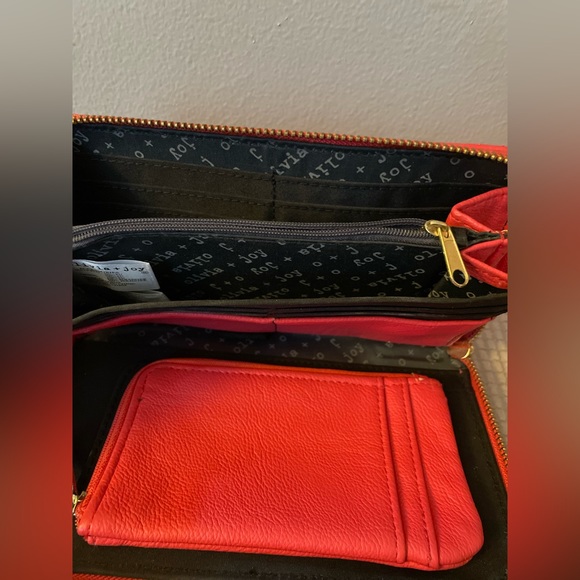 Olivia + joy extra large wallet! - Picture 8 of 9